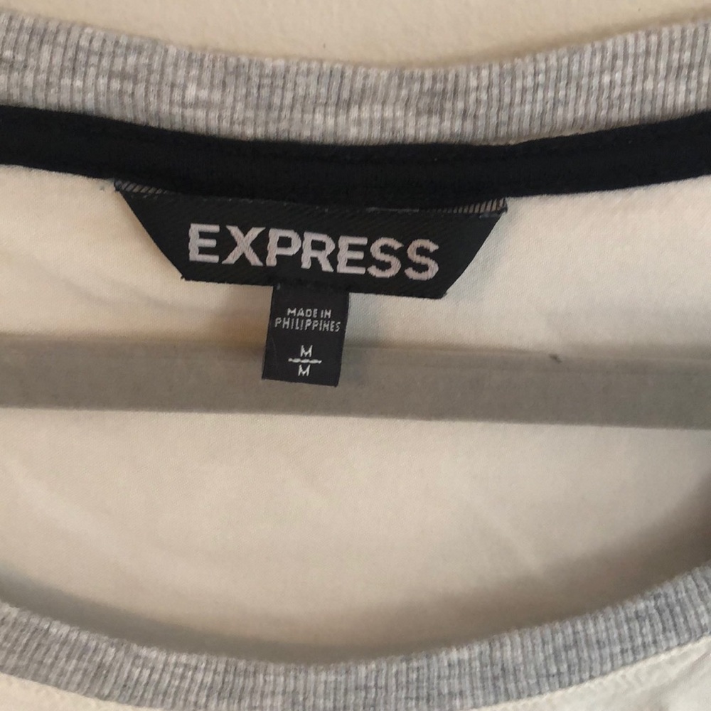 Pullover top - Picture 2 of 6